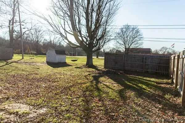 $180,000 | 2323 Seneca Drive, Madison, IN 47250