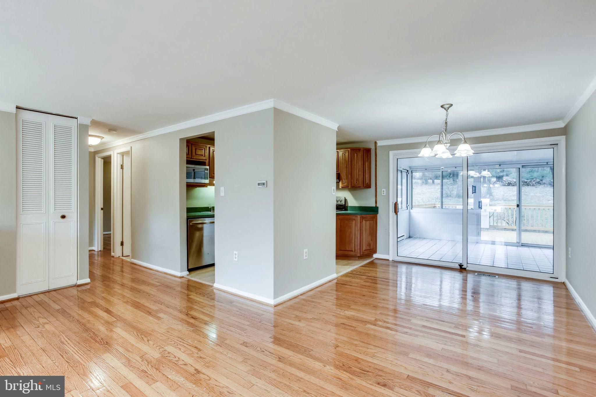 11001 Howland Drive Reston, VA 20191 - Photo 4 of 41 Interior beauty