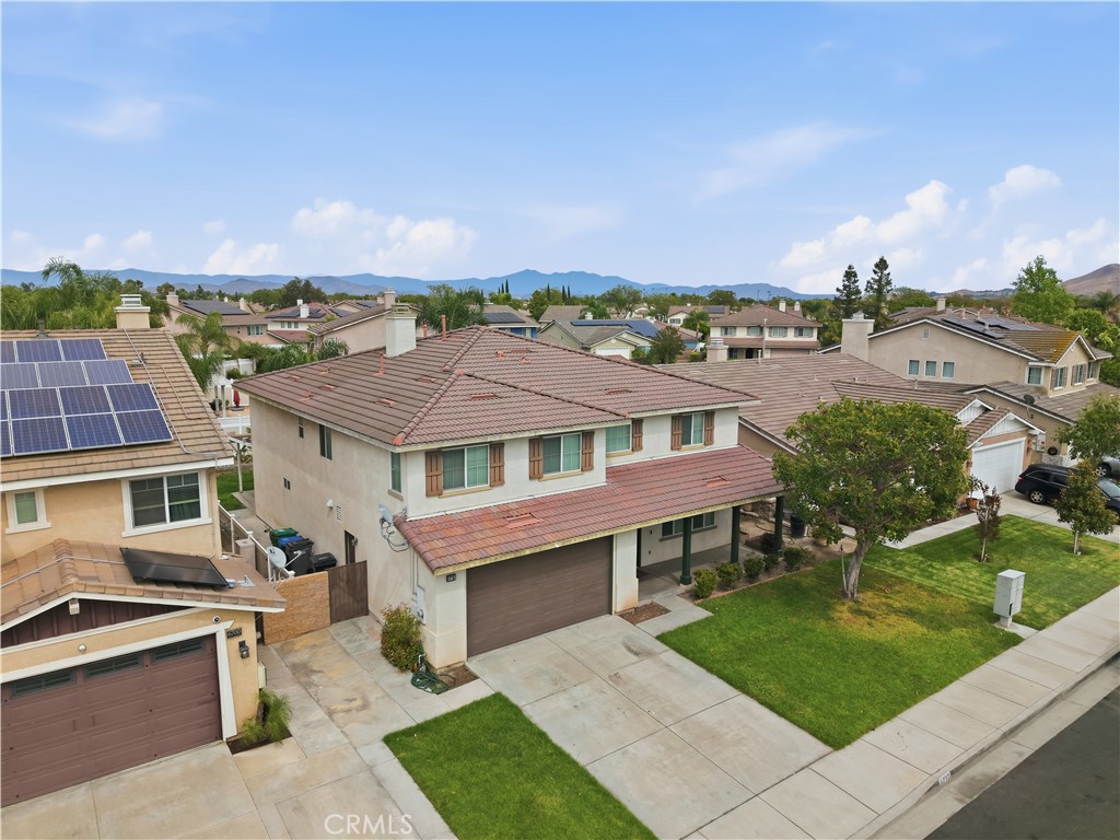 6710 Black Hawk Road Eastvale, CA 92880 - Photo 4 of 49
