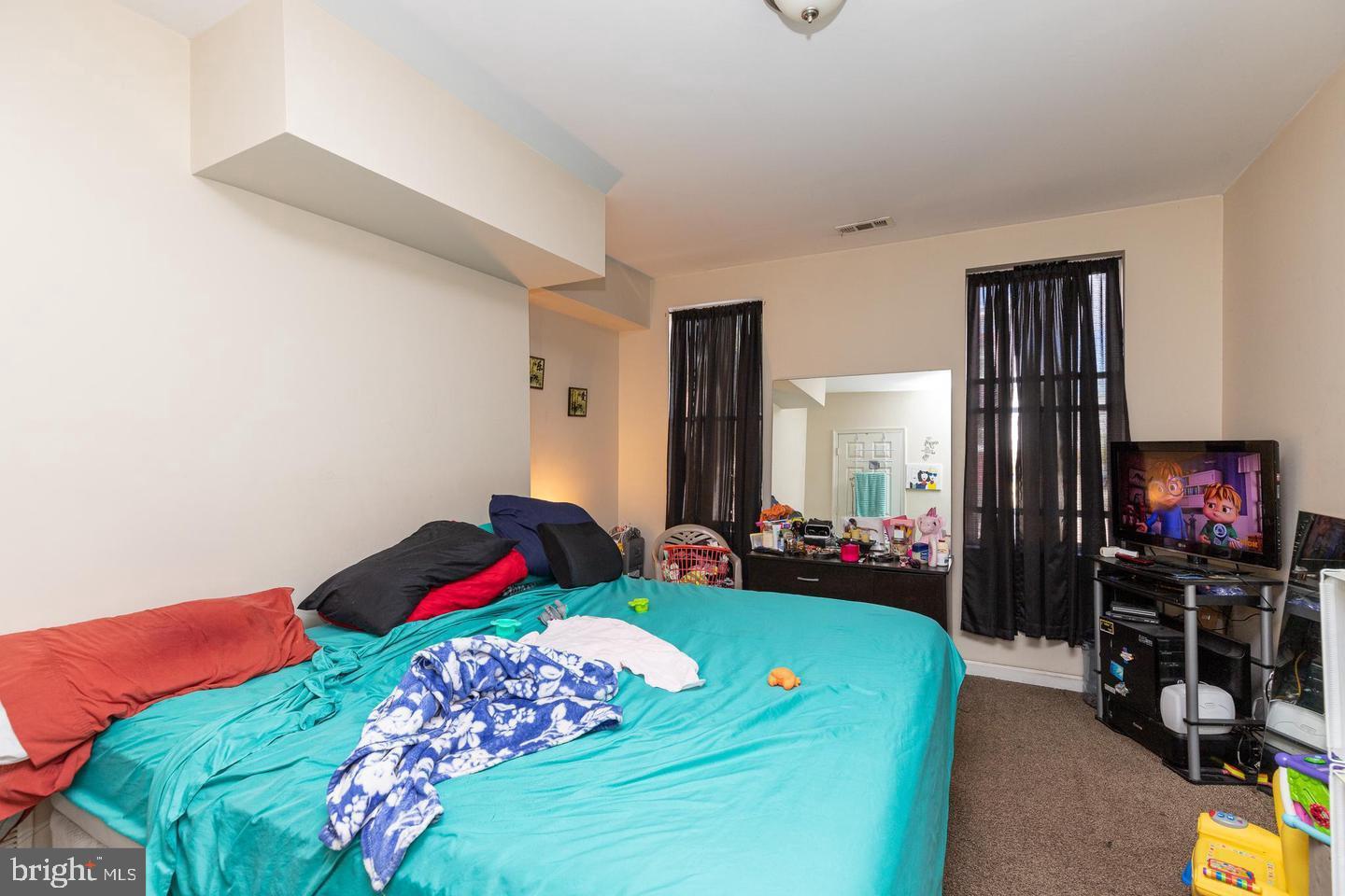 1235 North Bond Street Baltimore, MD 21213 - Photo 8 of 19