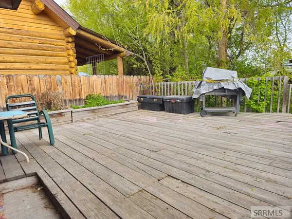 $195,000 | 110 Gwartney Avenue, Salmon, ID 83467