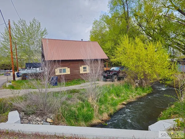 $195,000 | 110 Gwartney Avenue, Salmon, ID 83467