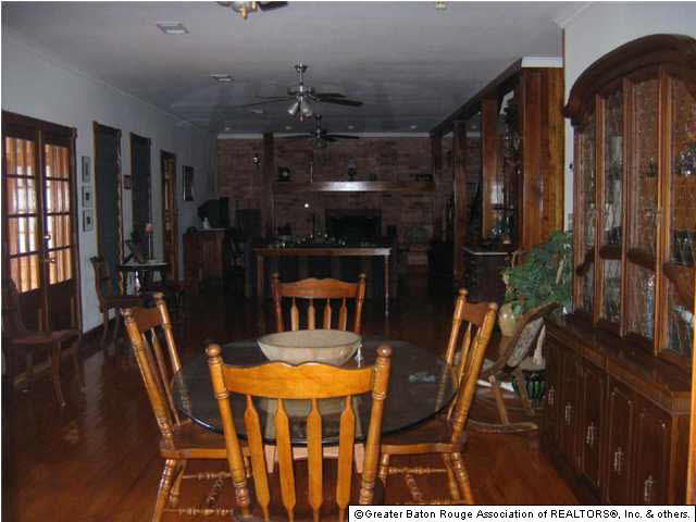 11179 Stringer Bridge Road St. Amant, LA 70774 - Photo 9 of 25 Gallery Image 9