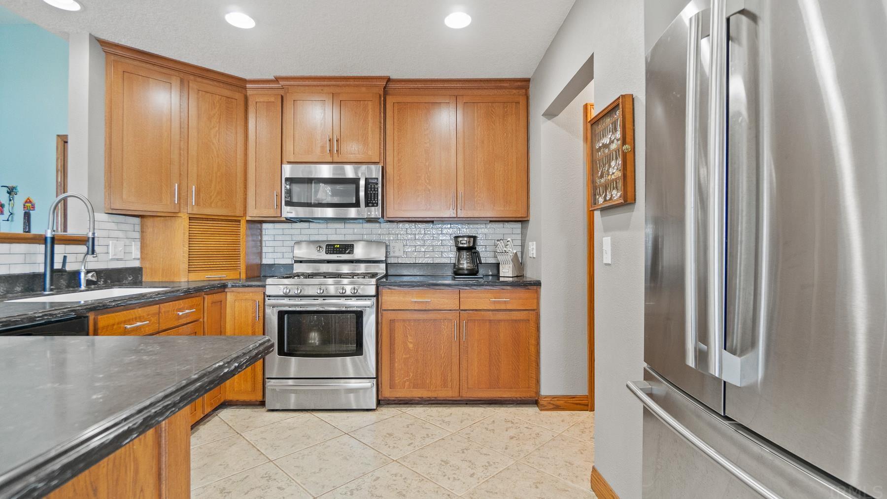 1117 Pleasant Point Rome City, IN 46784 - Photo 15 of 36