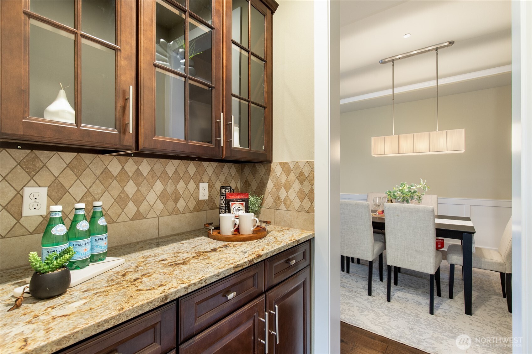 20326 126th Avenue Northeast Bothell, WA 98011 - Photo 11 of 39