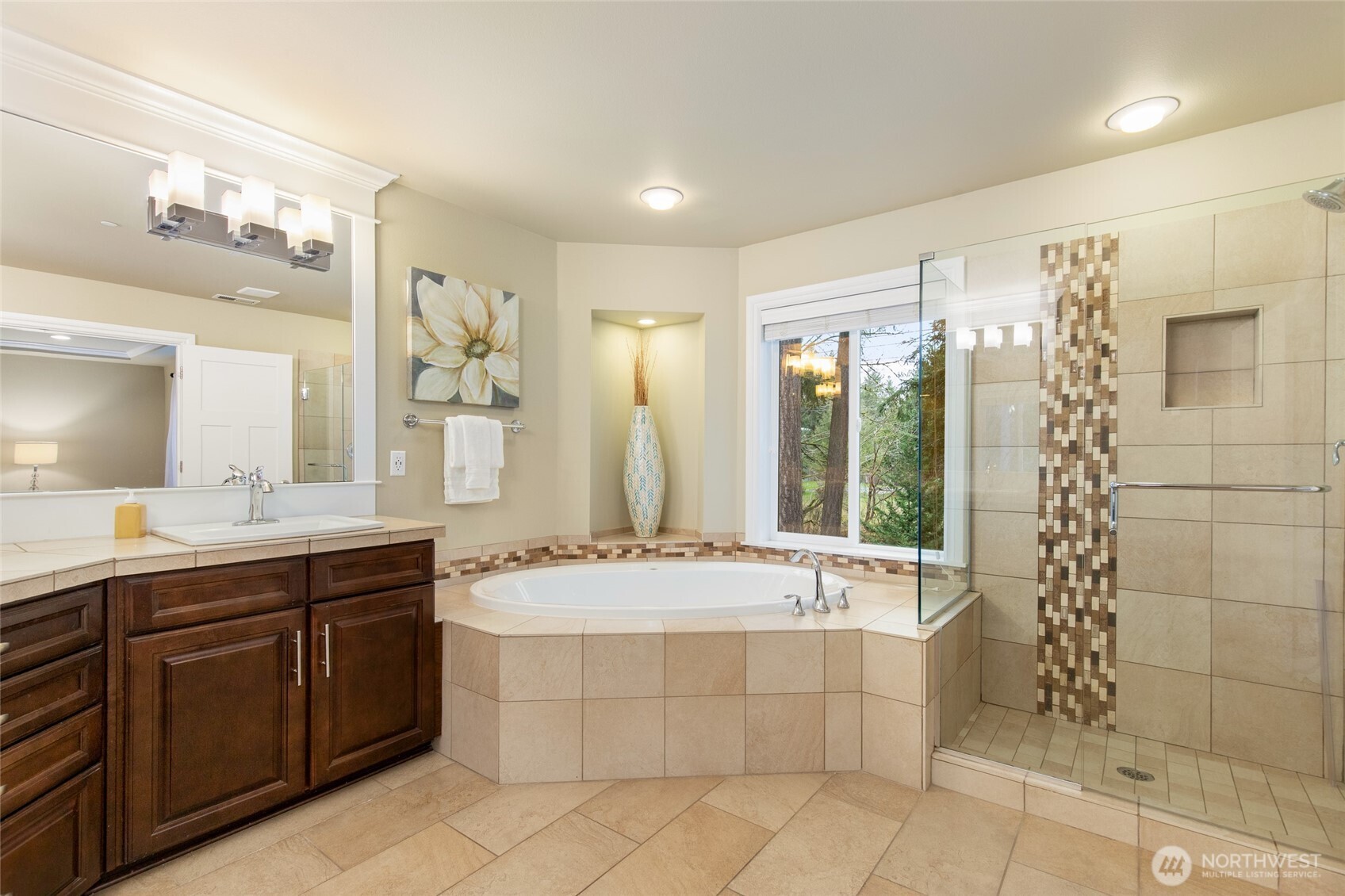 20326 126th Avenue Northeast Bothell, WA 98011 - Photo 21 of 39