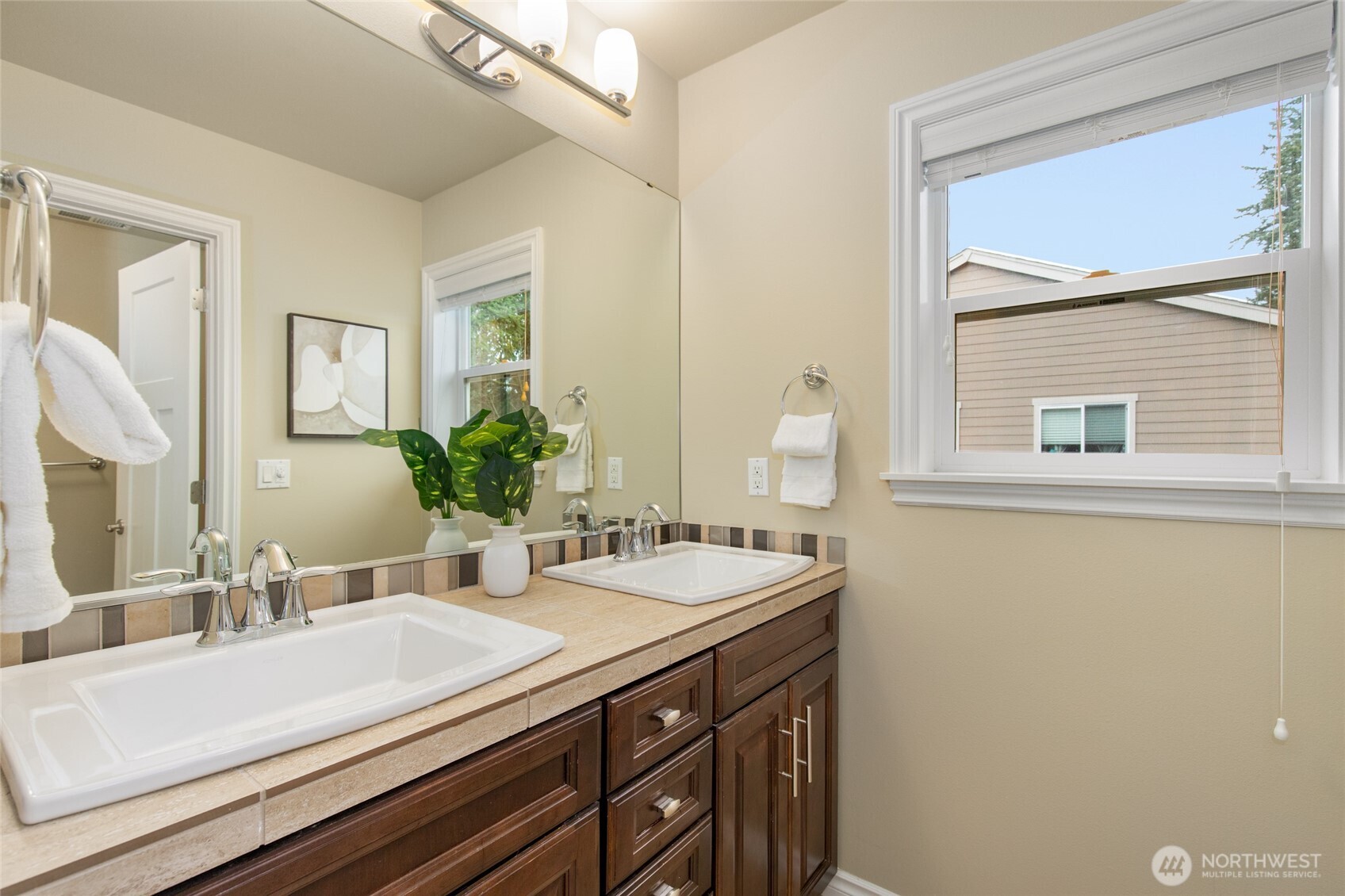 20326 126th Avenue Northeast Bothell, WA 98011 - Photo 24 of 39