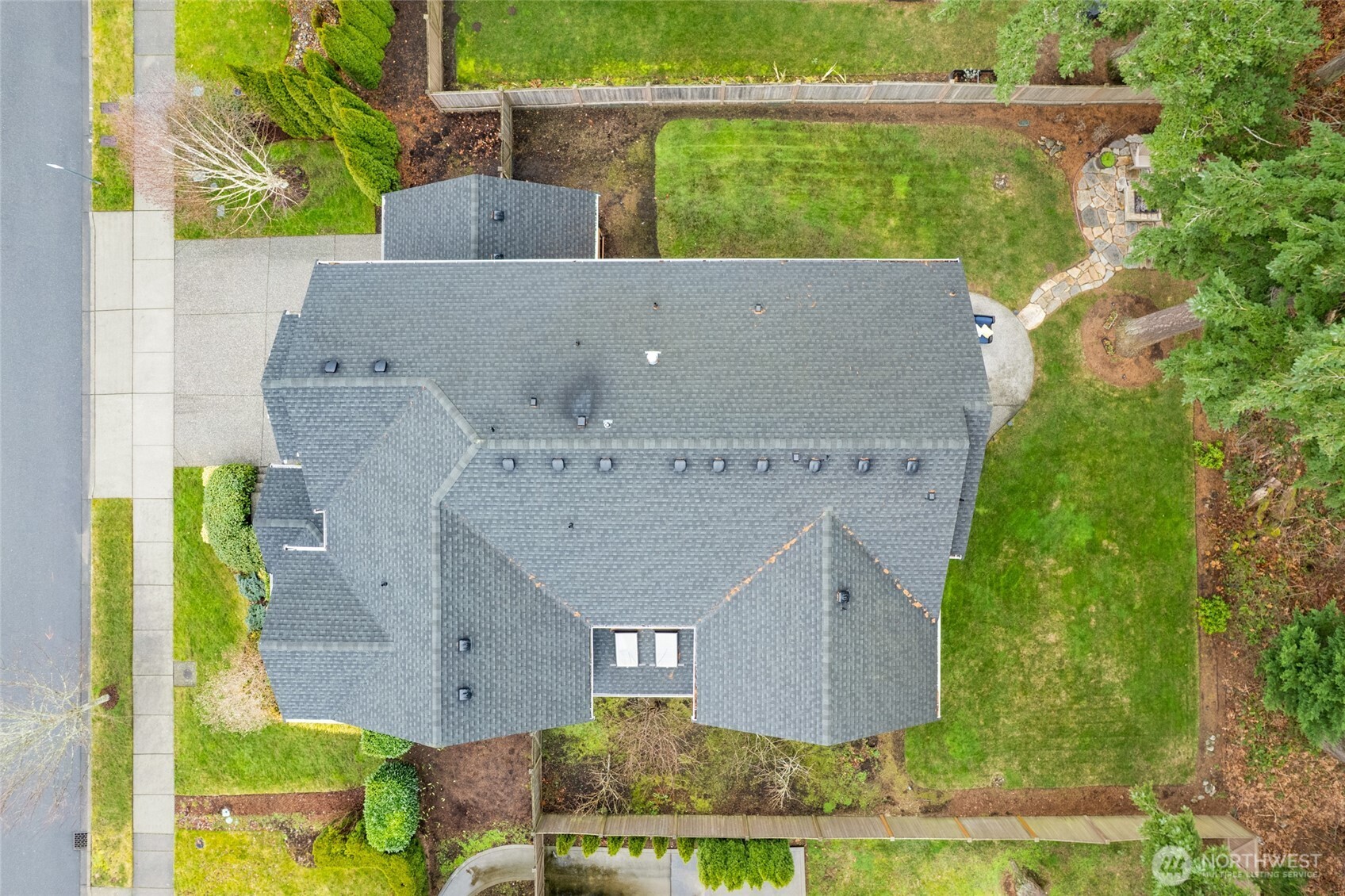 20326 126th Avenue Northeast Bothell, WA 98011 - Photo 37 of 39