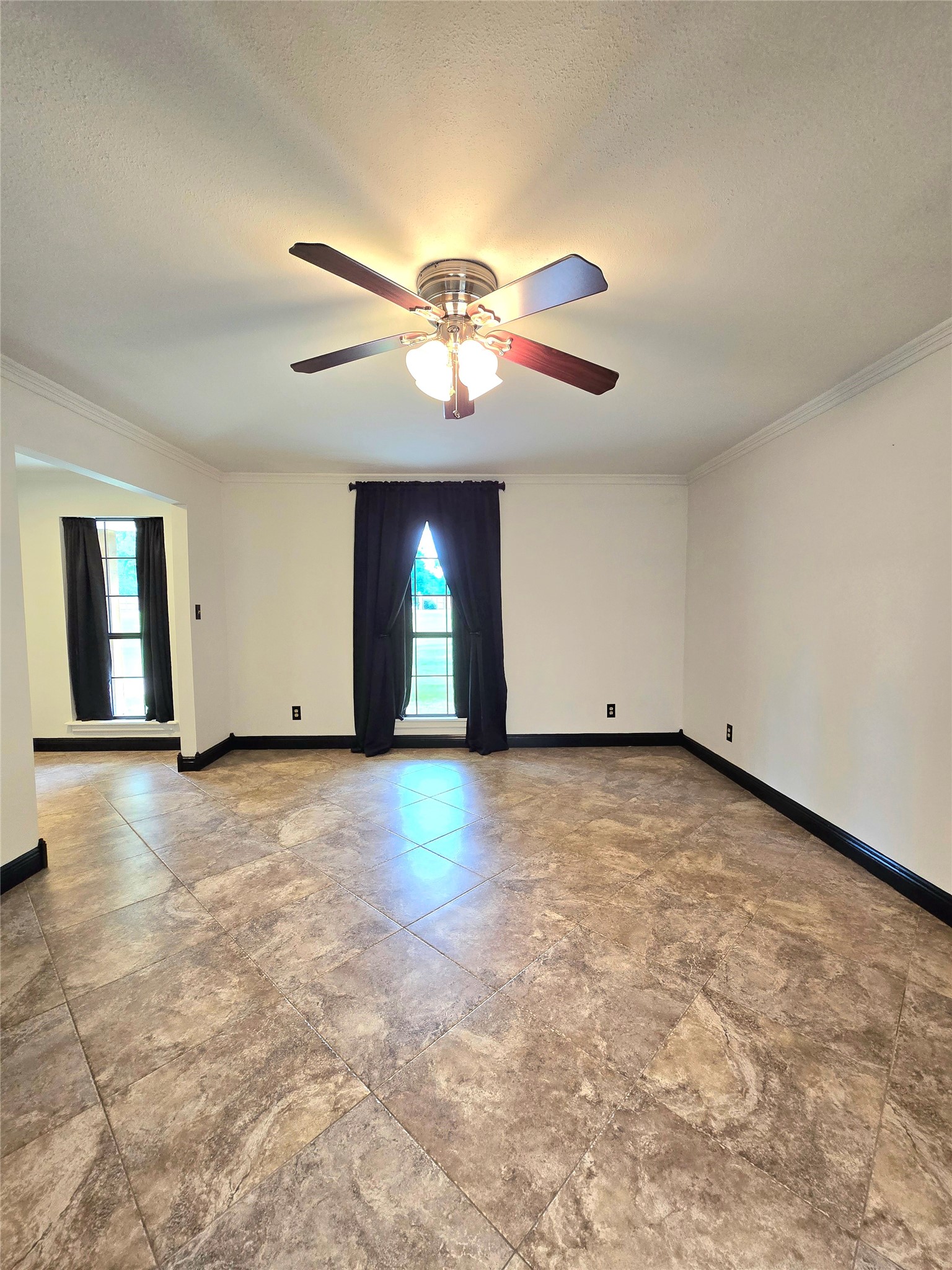 13580 Fm 2025 Road Cleveland, TX 77328 - Photo 20 of 50 Primary Bedroom
