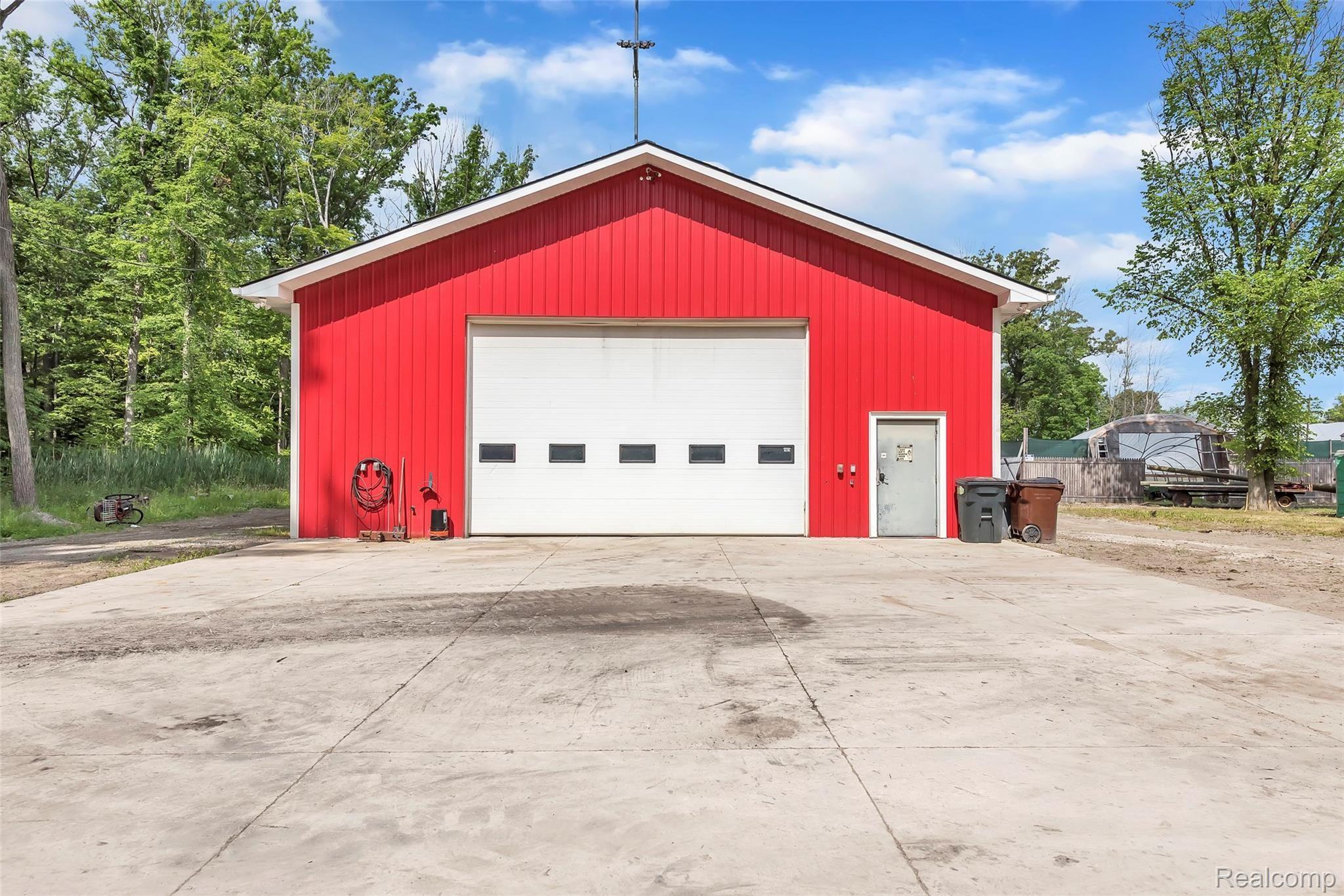 60451 Kunstman Road Ray, MI 48096 - Photo 35 of 39 Jays-Kuntsman-windowstill-13.jpg