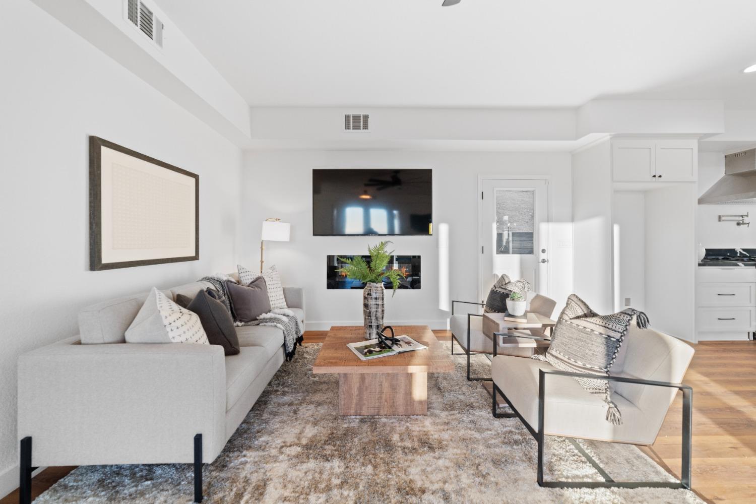 2352 Sanford Court Rescue, CA 95672 - Photo 11 of 56