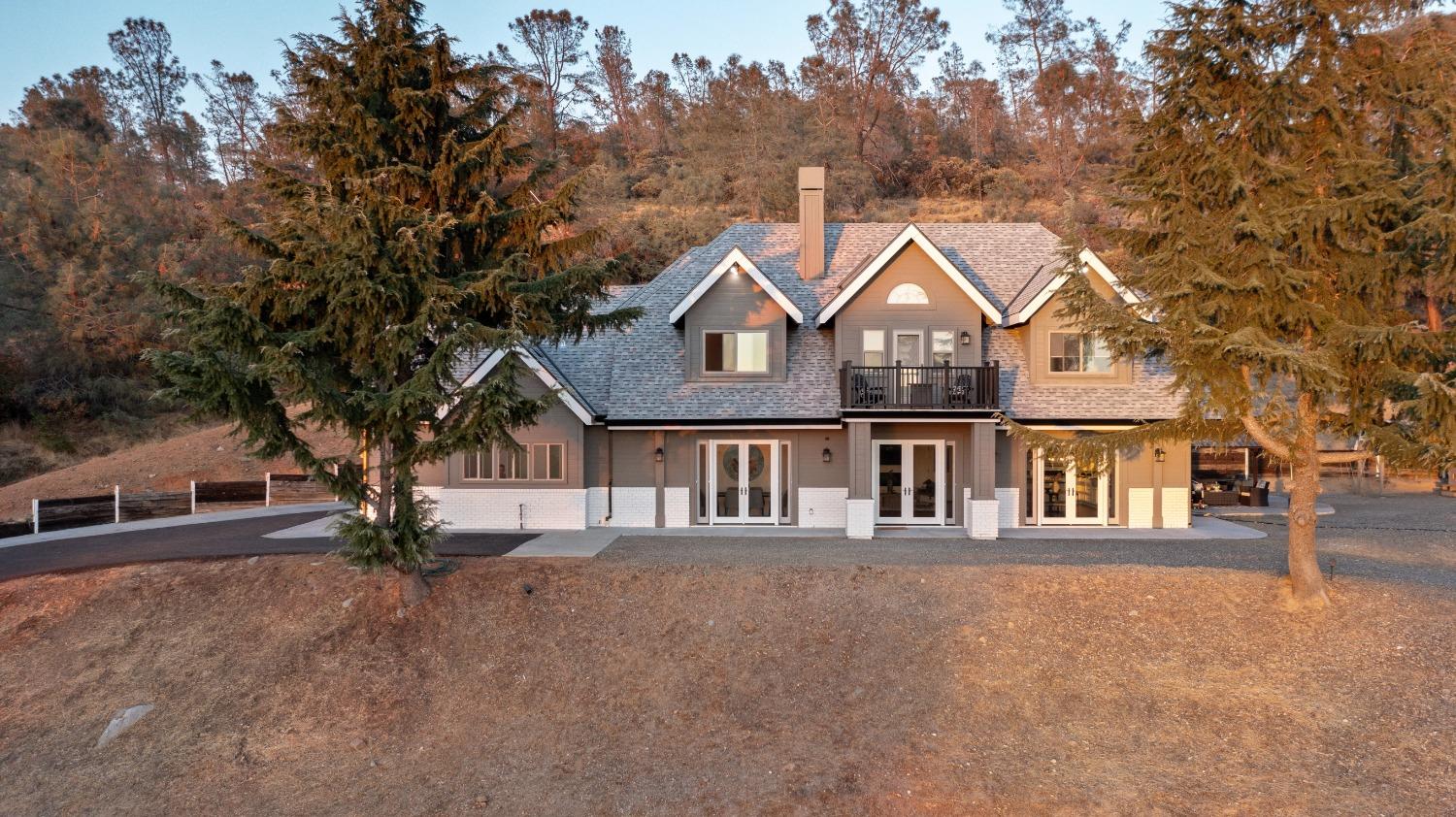 2352 Sanford Court Rescue, CA 95672 - Photo 3 of 56