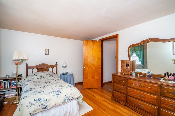 14 Davis Road Tewksbury, MA 01876 - Photo 15 of 18 Gallery Image 15