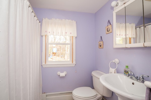 14 Davis Road Tewksbury, MA 01876 - Photo 10 of 18 Gallery Image 10
