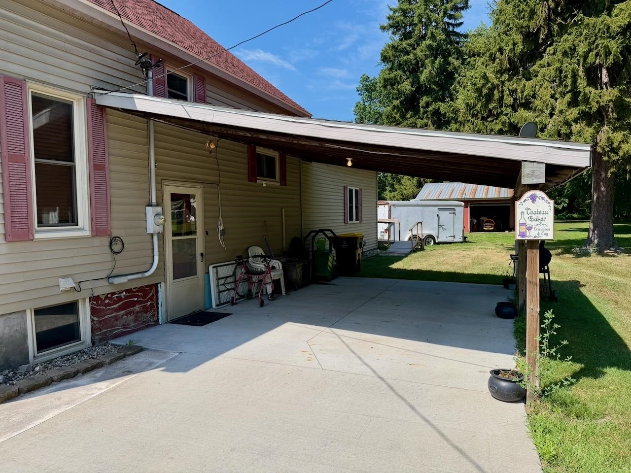 623 North Line Street Chesaning, MI 48616 - Photo 13 of 33