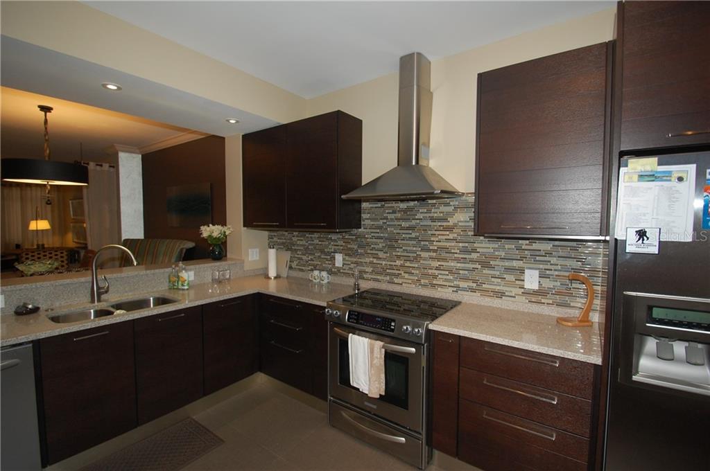 4634 Mirada Way, Unit 19 Sarasota, FL 34238 - Photo 2 of 19