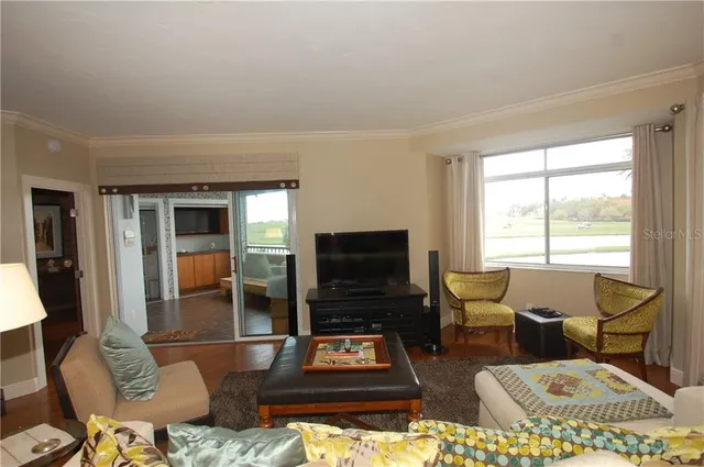 $2,500 | 4634 Mirada Way, Unit 19, Sarasota, FL 34238