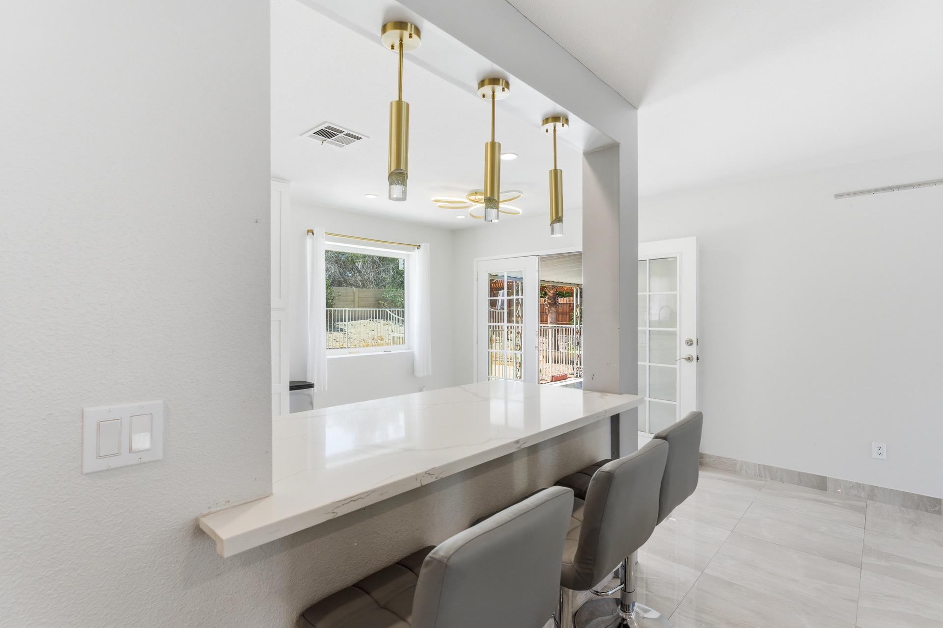 40961 Cecina Way Bermuda Dunes, CA 92203 - Photo 22 of 27 a very nice looking room with a large window