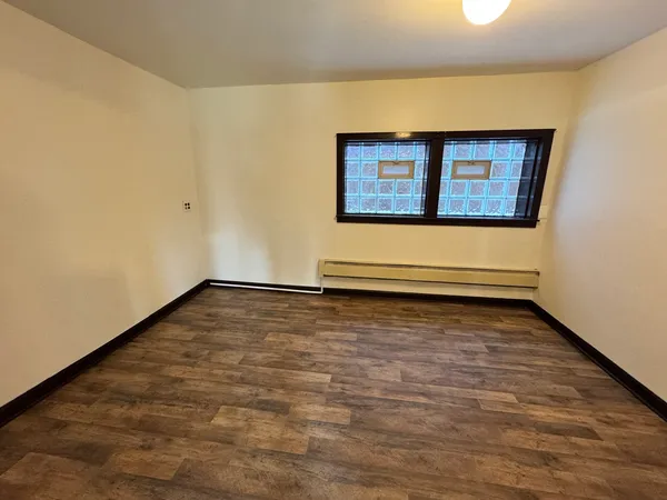 $1,350 | 6657 South Knox Avenue, Unit G, Chicago, IL 60629