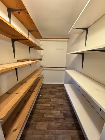 $1,350 | 6657 South Knox Avenue, Unit G, Chicago, IL 60629