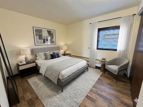 $1,350 | 6657 South Knox Avenue, Unit G, Chicago, IL 60629