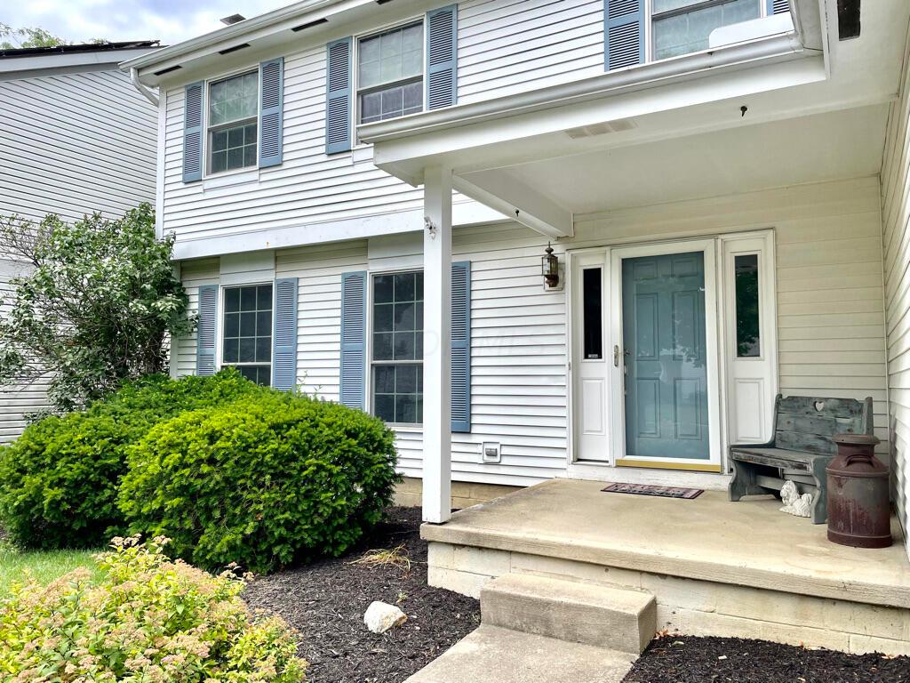 5294 Bressler Drive Hilliard, OH 43026 - Photo 2 of 45 Covered Front Porch is great for relaxing or greeting guests!