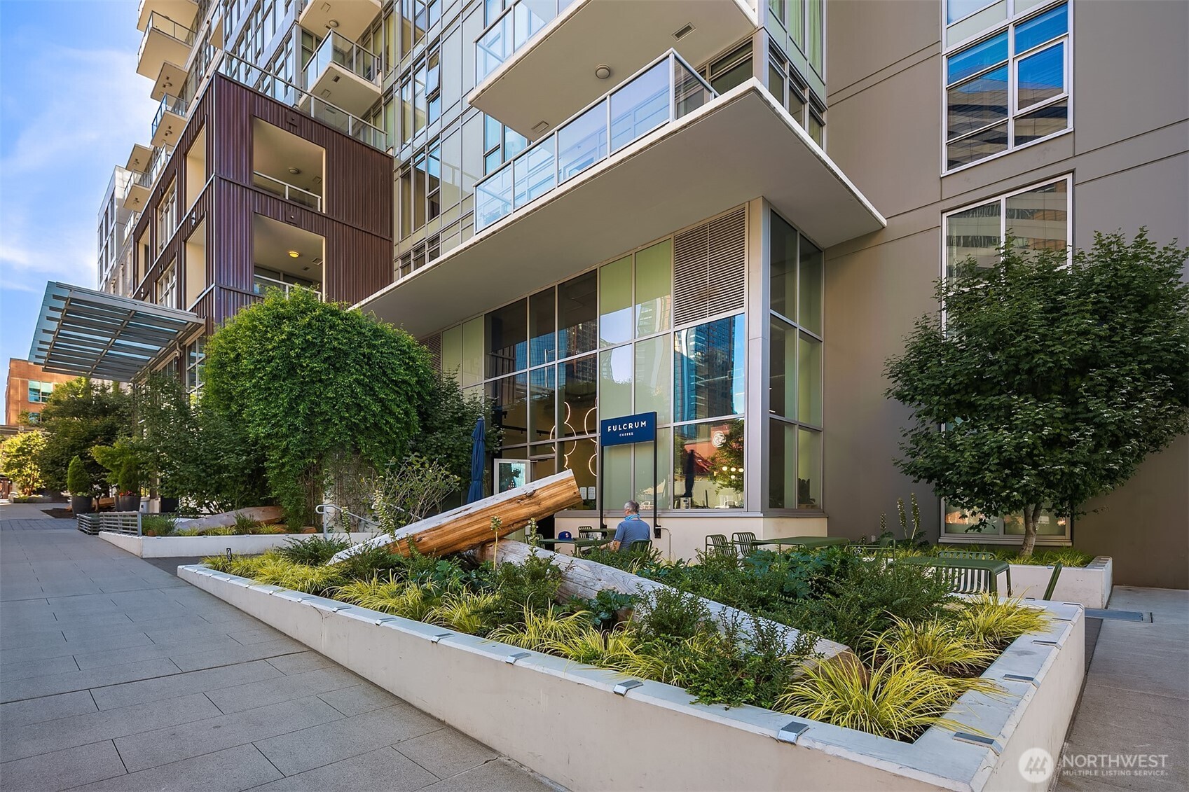 588 Bell Street, Unit 3702S Seattle, WA 98121 - Photo 31 of 34 Gallery Image 31