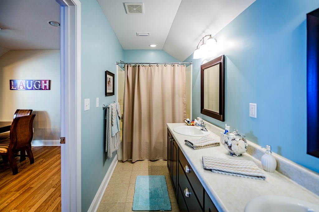 589 Miller Road Abbeville, AL 36310 - Photo 25 of 72 Owner Bath