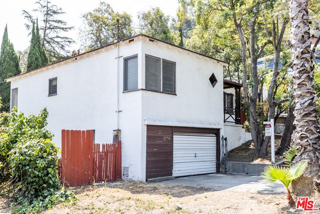 $880,000 | 1256 Vista Court, Glendale, CA 91205