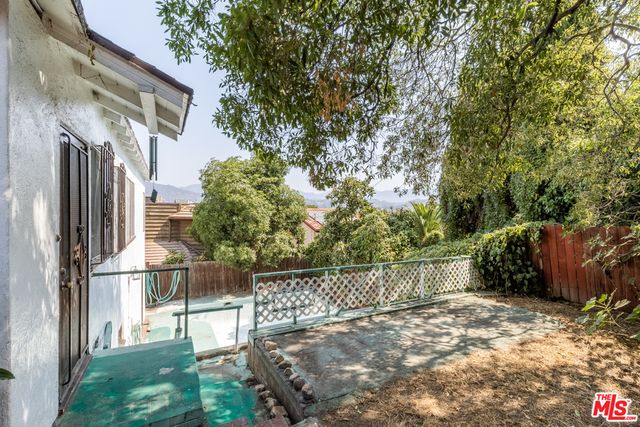 $880,000 | 1256 Vista Court, Glendale, CA 91205