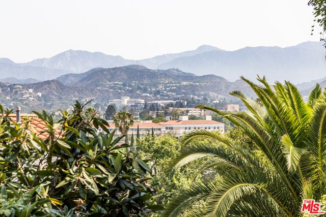 $880,000 | 1256 Vista Court, Glendale, CA 91205