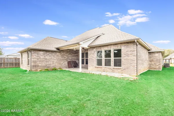 $2,500 | 110 Grandmark Street, Lafayette, LA 70506