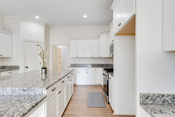 $2,500 | 110 Grandmark Street, Lafayette, LA 70506