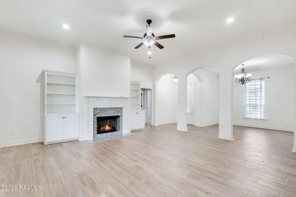 $2,500 | 110 Grandmark Street, Lafayette, LA 70506