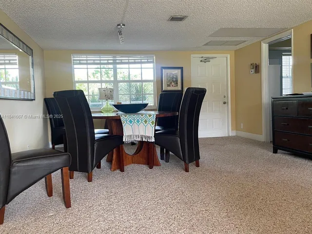 $3,000 | 555 Oaks Lane, Unit 203, Pompano Beach, FL 33069