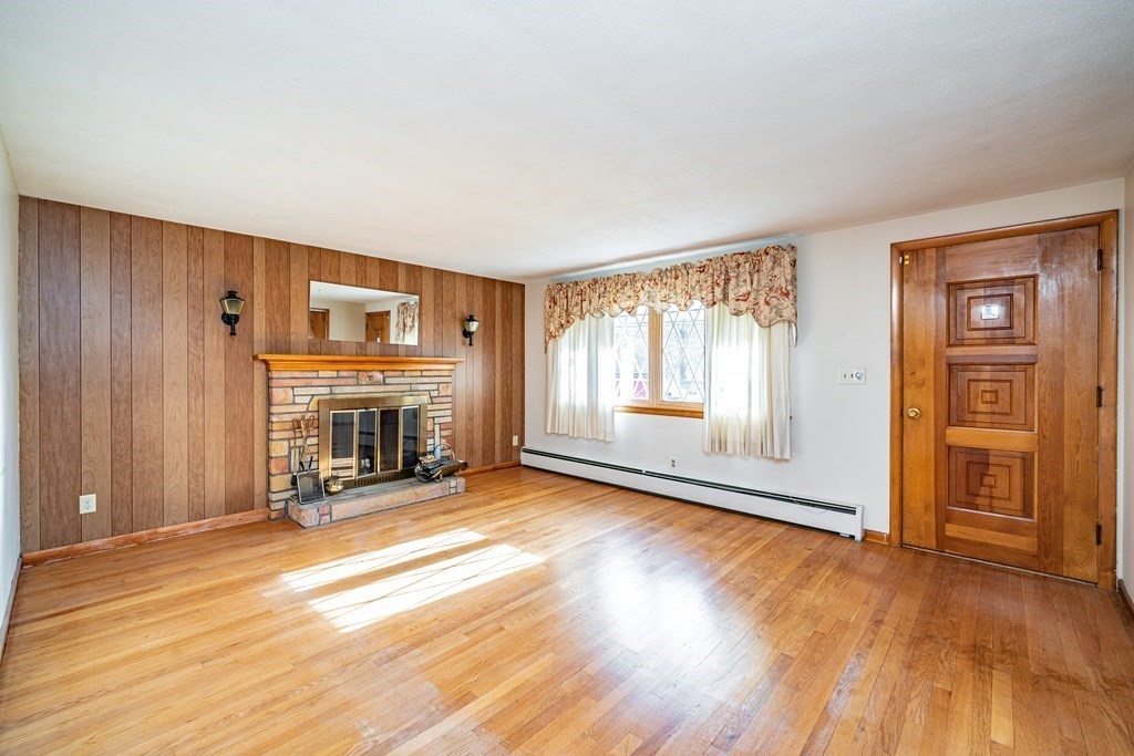 231 Paper Mill Road Westfield, MA 01085 - Photo 13 of 39 Gallery Image 13