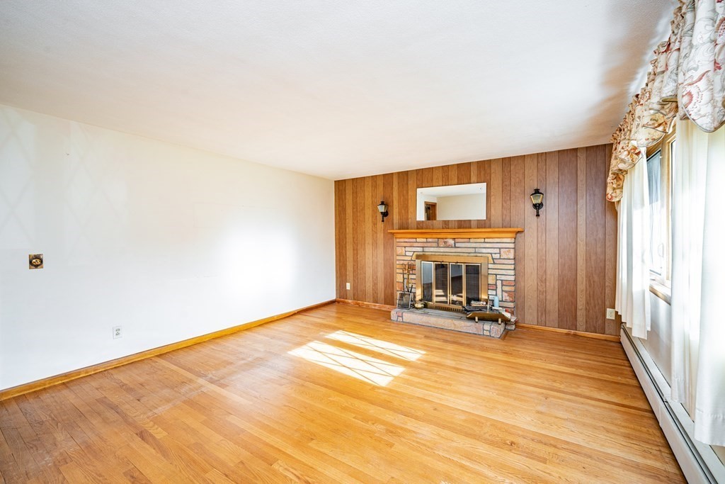 231 Paper Mill Road Westfield, MA 01085 - Photo 14 of 39 Gallery Image 14