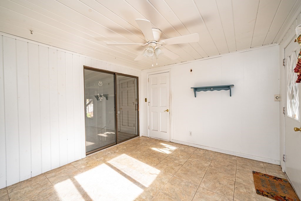 231 Paper Mill Road Westfield, MA 01085 - Photo 10 of 39 Gallery Image 10