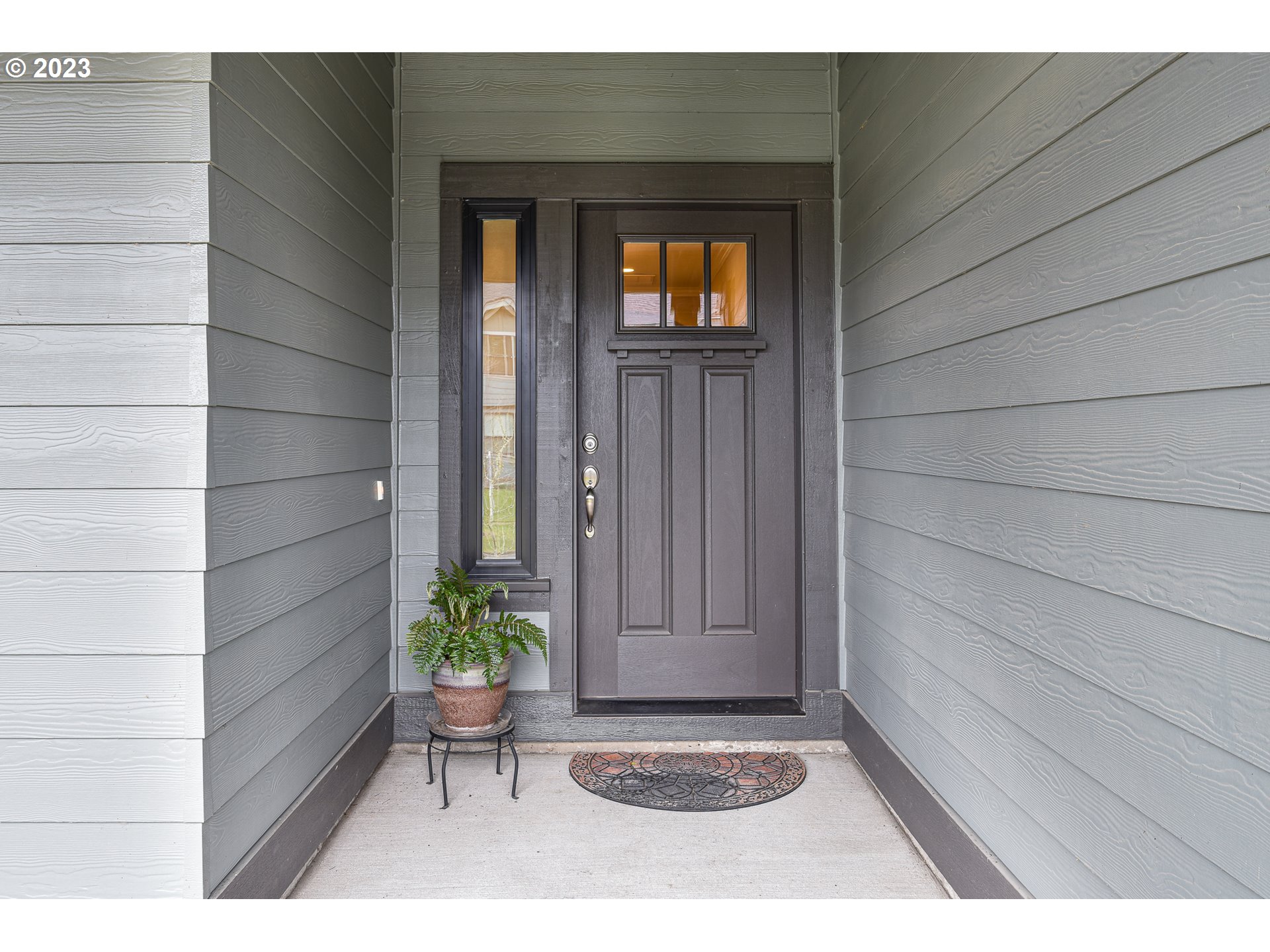 878 Tyson Lane Eugene, OR 97404 - Photo 4 of 39 a view of outdoor space and porch