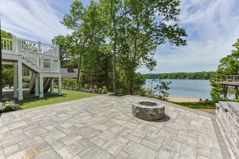 $1,995,000 | 73 Lake Shore Drive, Falmouth, MA 02536