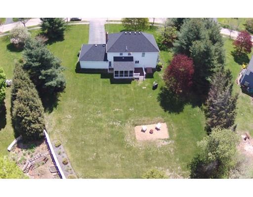 14 Worcester Road Norfolk, MA 02056 - Photo 3 of 25 Gallery Image 3
