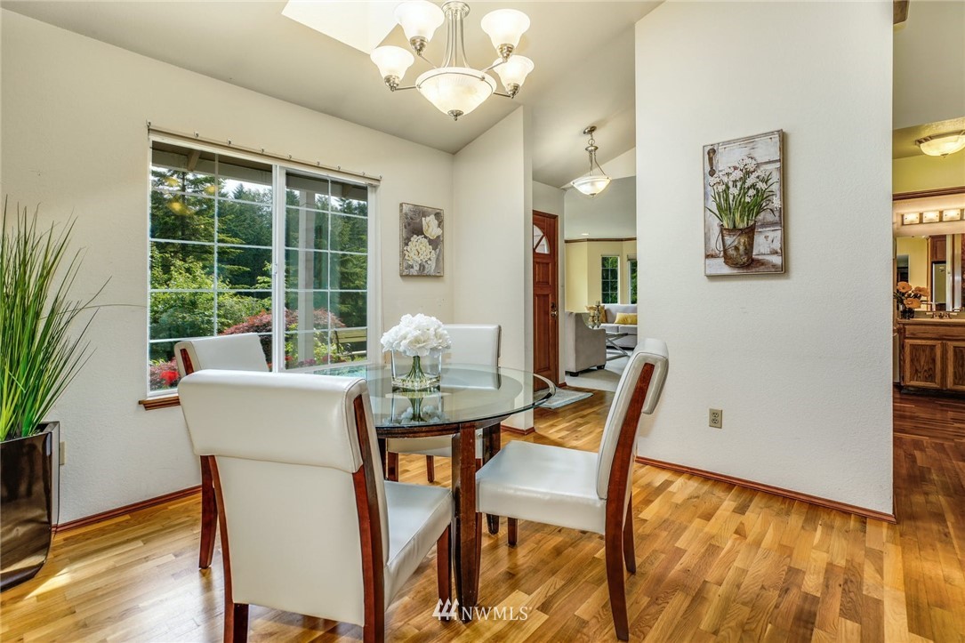 14311 166th Place Southeast Renton, WA 98059 - Photo 7 of 32
