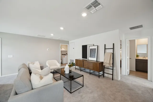 $326,210 | 6926 Bens Landing, Cove, TX 77523