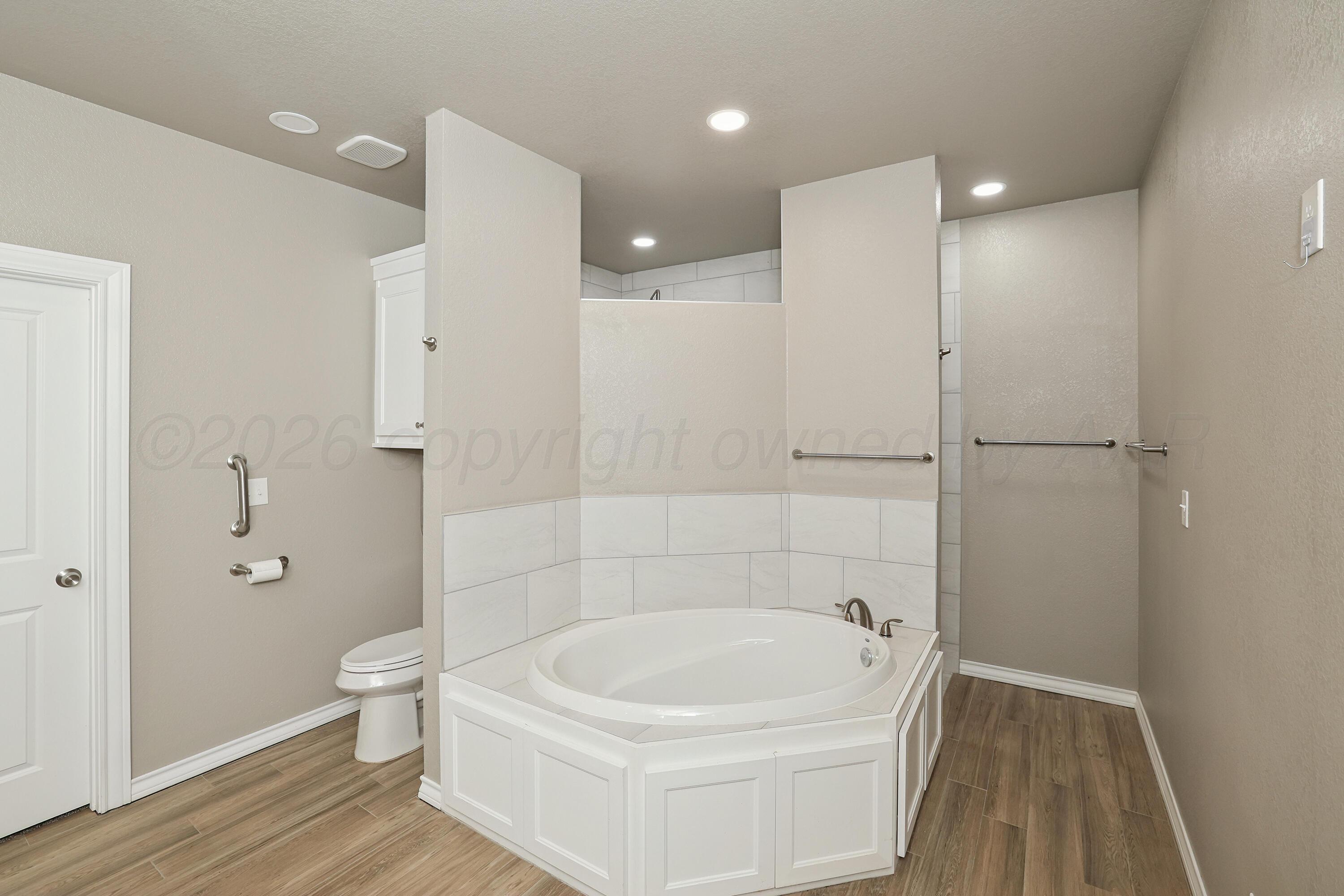 13466 Antenor Road Amarillo, TX 79124 - Photo 22 of 48 20-Primary Bath