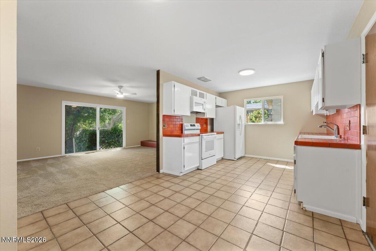 2750 Gellert Drive Reno, NV 89503 - Photo 12 of 31 12-2750 Gellert Drive Reno NV 89503 (12