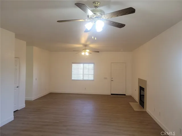 $1,950 | 16751 Silica Drive, Victorville, CA 92395