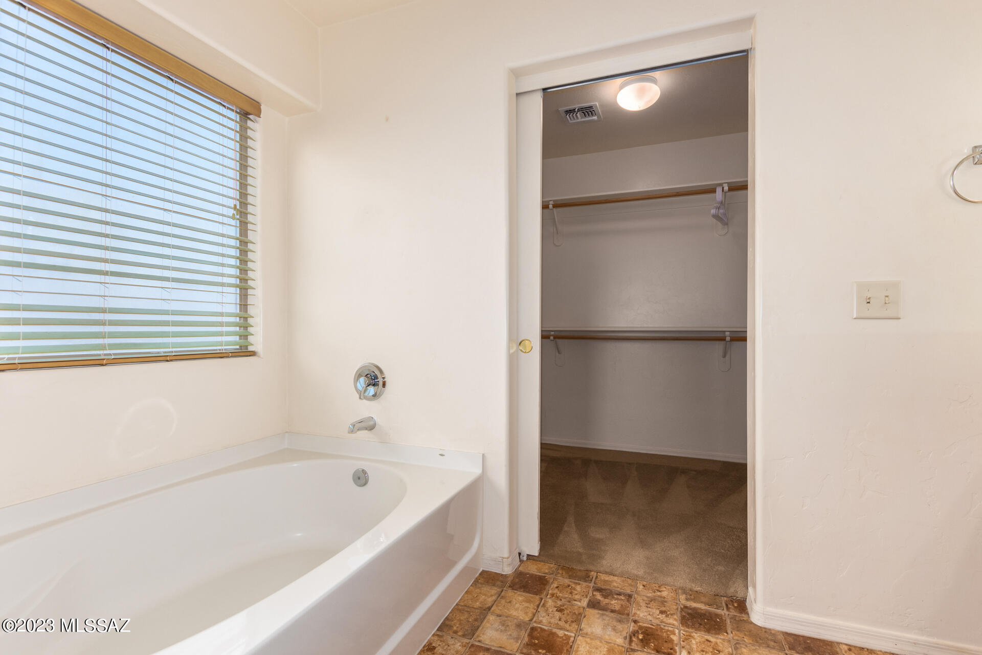 60389 Alpine Way Saddlebrooke, AZ 85739 - Photo 16 of 26
