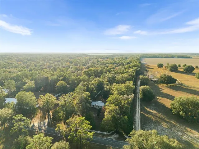 $228,000 | 5739 Northeast 60th Avenue, High Springs, FL 32643