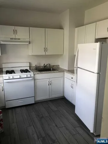 $2,700 | 229 Milford Avenue, New Milford, NJ 07646