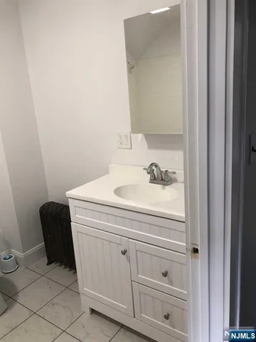 $2,700 | 229 Milford Avenue, New Milford, NJ 07646